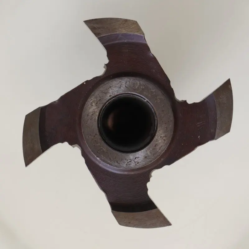 Frez DNFKu 105 - 100 x 14/25 R-10